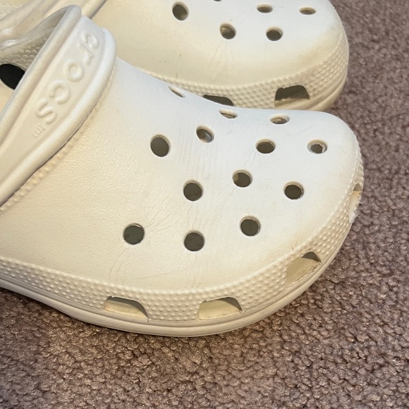 Kids White Crocs Clogs size 5 - Picture 6 of 7